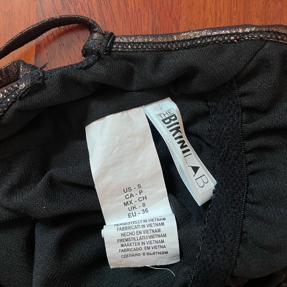 Bikini Lab - Picture 2 of 3